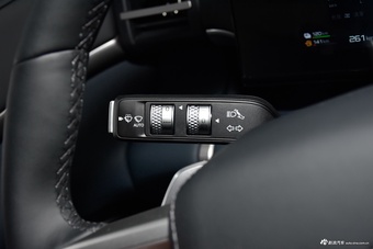 2025款方程豹钛7 190KM四驱Max版