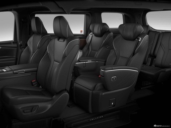 2025款威尔法PHEV Executive Lounge 日本版