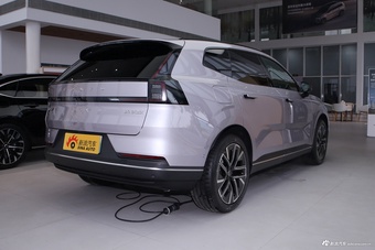 2026款沃尔沃XC70插电 四驱超长续航