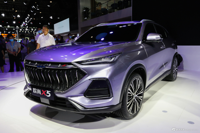 2020重庆车展实拍:欧尚X5