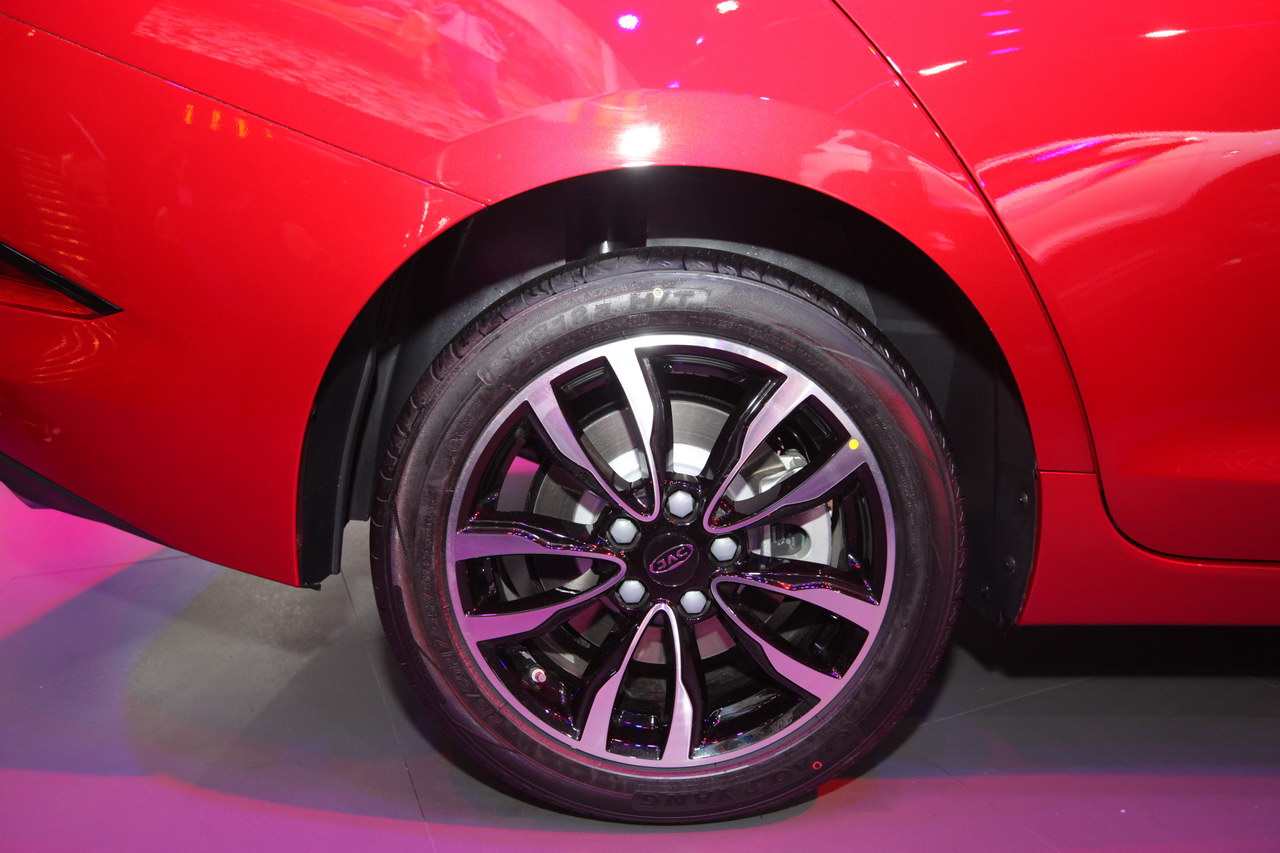 2019广州车展实拍：嘉悦A5