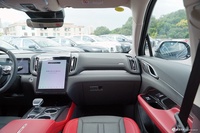 2024款红旗HS3 2.0T 可为版