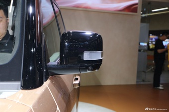 2025广州车展实拍：极石ADAMAS