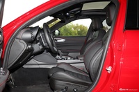 2024款Giulia 2.0T 280HP致敬传奇版