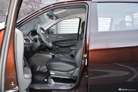 2022款宝典2.5T柴油两驱舒享版长轴JX4D25A6L