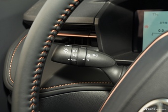 2026款锋兰达 2.0L 智能电混双擎 豪华版