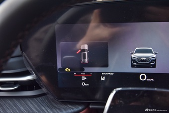 2026款奥迪Q5L 智混豪华版