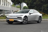 2023款小鹏P7i 702 Pro