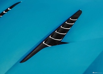 2026款Vanquish Volante Wave Edition 官图