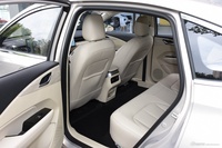 2024款五菱星光纯电 共创版 510 进阶型