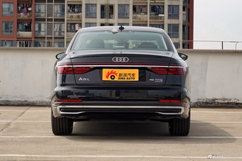 2025款奥迪A8L 45 TFSI quattro 豪华型