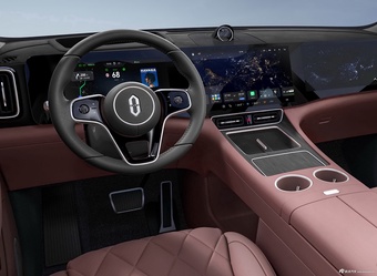 2025款问界M8 增程 36.02kWh 官图