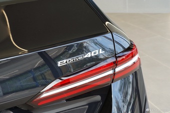 2026款宝马i5 eDrive 40L M运动套装