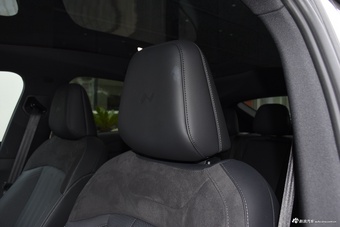 2024款乐道L60 85kwh 四驱版