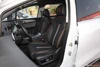 2022款风行·游艇 1.5T DCT追风版