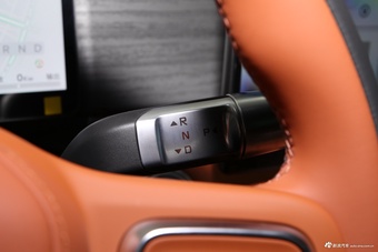 2025款山海L7 PLUS 220km精英版 7座