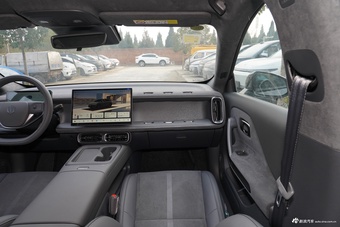 2026款零跑Lafa5 515 Pro