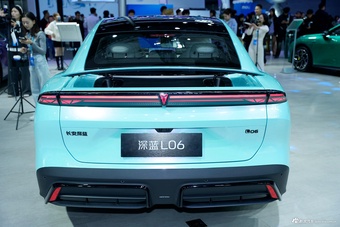 2025广州车展实拍：深蓝L06纯电