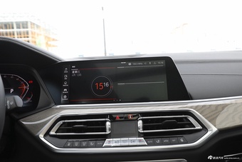 2022款宝马X5 xDrive 40Li 尊享型M运动套装