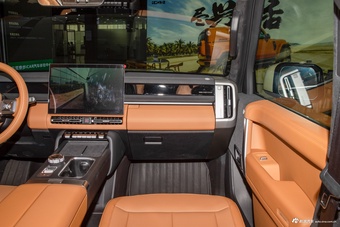 2026款iCAR V27 200KM四驱猎鹰700