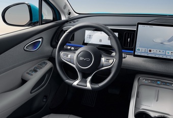 2025款海狮05 EV 520KM旗舰智航版 官图