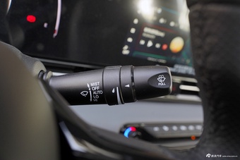 2025款影豹 270T DCT R-Style劲享版