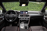 2021款捷尼赛思G70 2.0T 四驱旗舰型