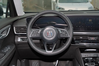 2025款昂科威Plus 28T 两驱白金版