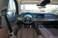 2026款宝马7系 735Li M运动套装