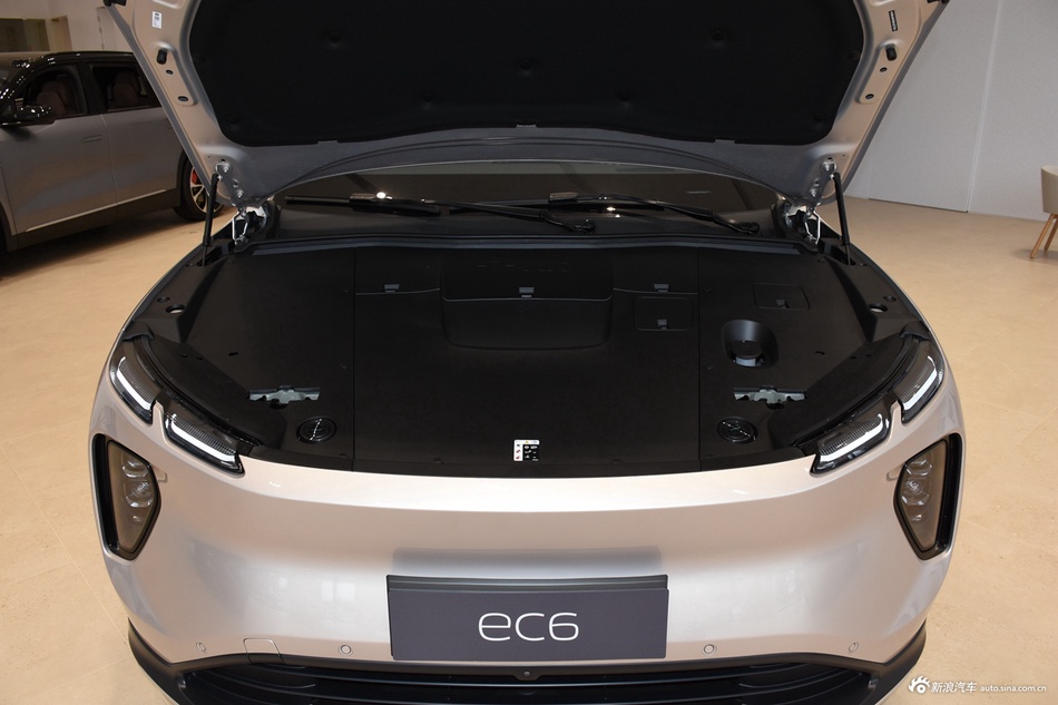 2024款蔚来EC6 75kWh