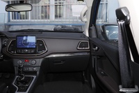 2022款威狮G7 2.0T猎装版柴油两驱超豪华型大双HY4D20M