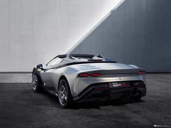 2024款法拉利SP-8 官图