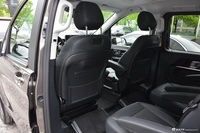 2018款奔驰V级 V 260 领航版国VI