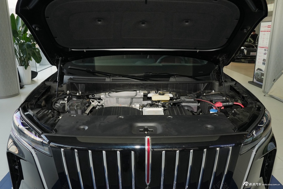 2026款红旗HS6 PHEV 240智混版