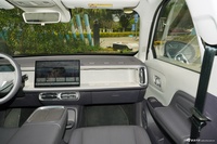 2025款零跑B10 510悦享智驾版