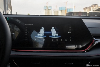 2024款长安X5 PLUS 1.5T DCT乐享型