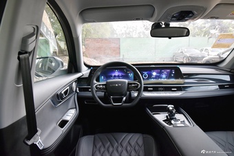 2025款瑞虎7 PLUS 1.6TGDI DCT尊贵型