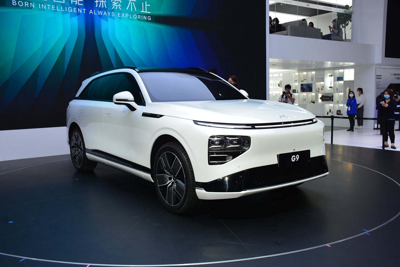 小鹏G9