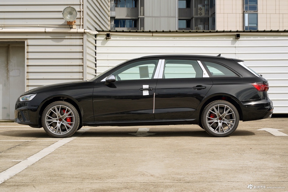 价格表现如何？奥迪S4给出最低8.2折的答卷