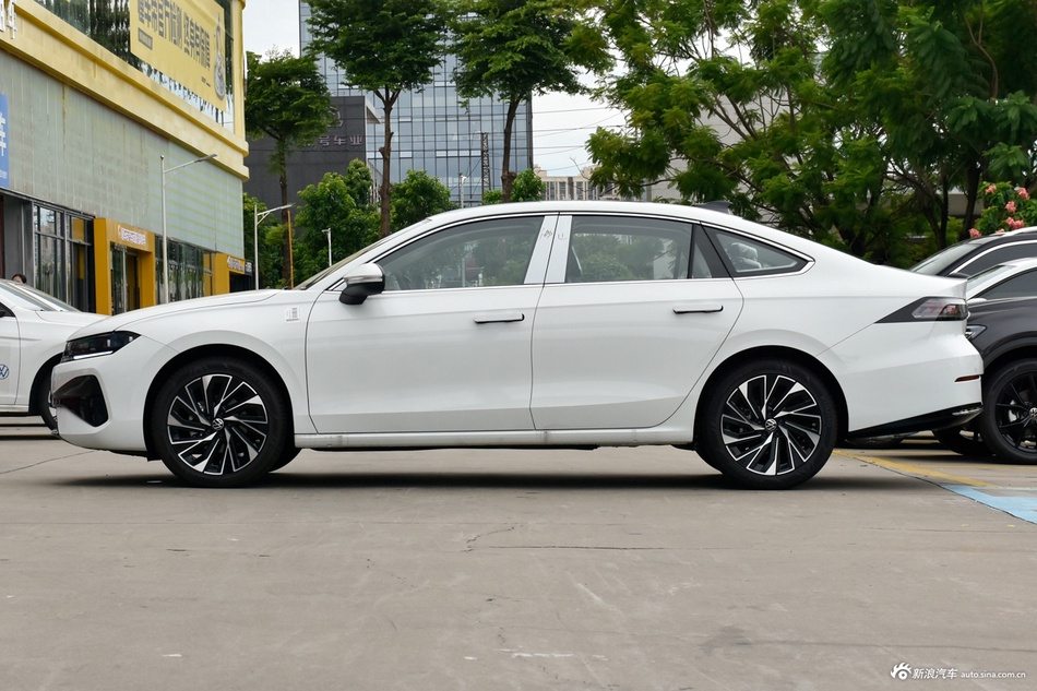 还在纠结买啥车？不如看看大众速腾，全国最高直降5.07万