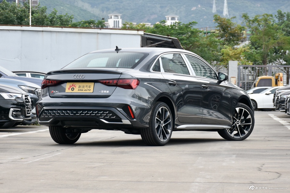 新一轮价格战来袭，奥迪A3全国最高直降5.52万