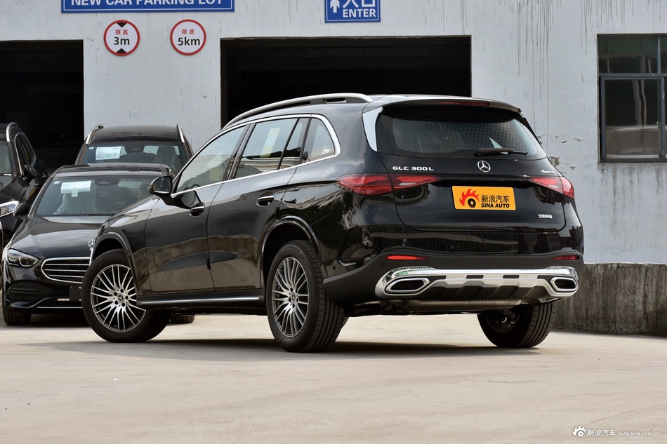 有颜值还有料，内外兼修的奔驰GLC级最高直降12.81万啦！