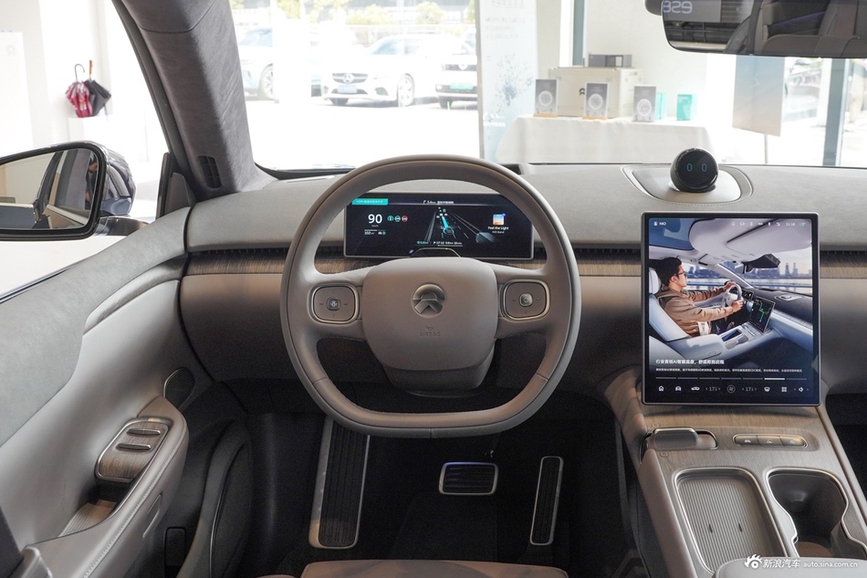 蔚来汽车蔚来ET7够狠，这车最高直降18.25万，买竞品的都后悔了！