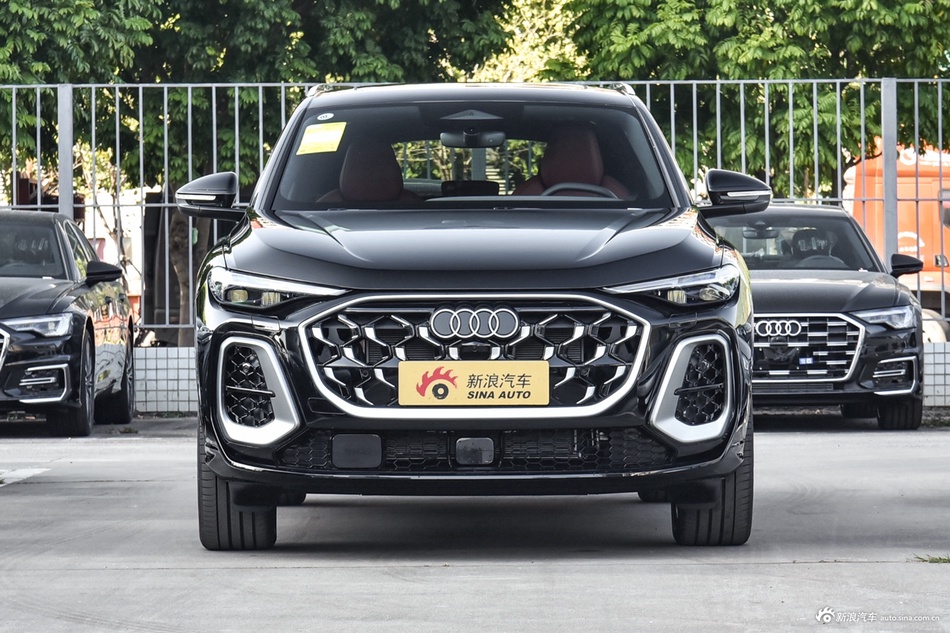 还在纠结买啥车？不如看看奥迪Q5L，全国最高直降12.67万