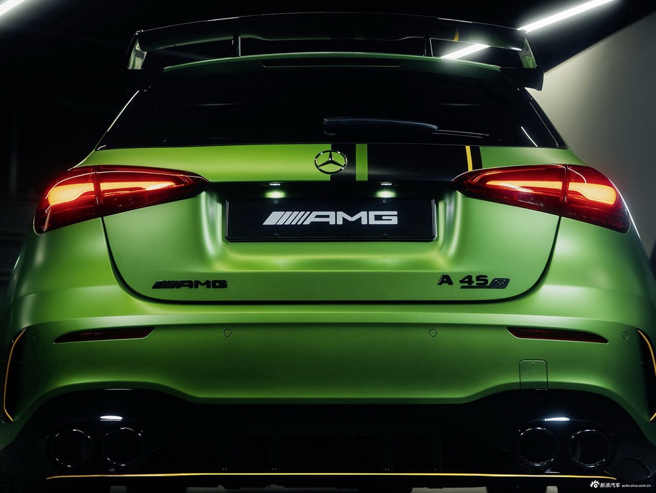 有颜值还有料，内外兼修的奔驰AMG A（进口）最高直降4.43万啦！